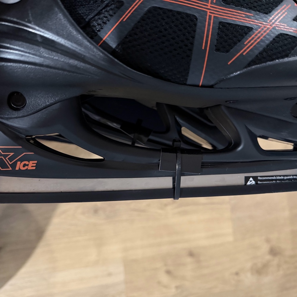 Women’s Black and Orange Ice Skates - Picture 4 of 4
